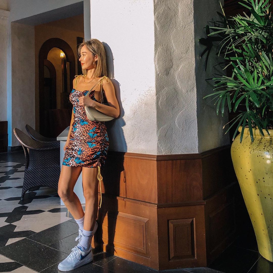 健身网红身材诱人 完美曲线你给打几分?