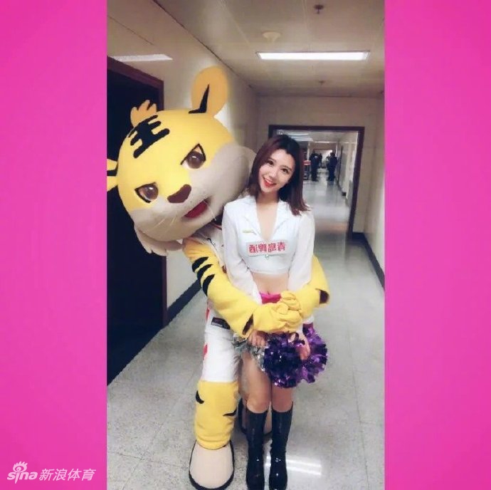 山东啦啦宝贝被誉为胶东林允儿