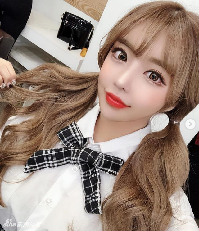 网红运动美女身材颜值爆表