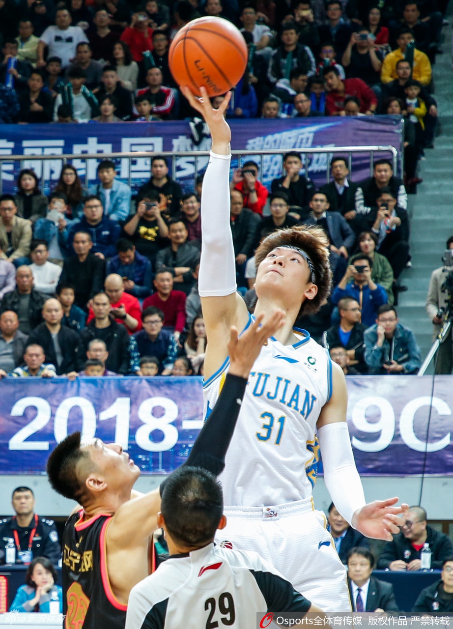 CBA1/4决赛：福建102-106辽宁