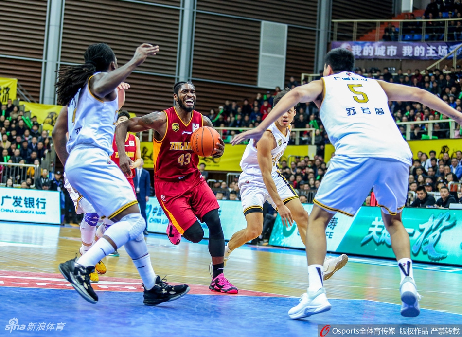 季后赛12进8：广厦103-90浙江