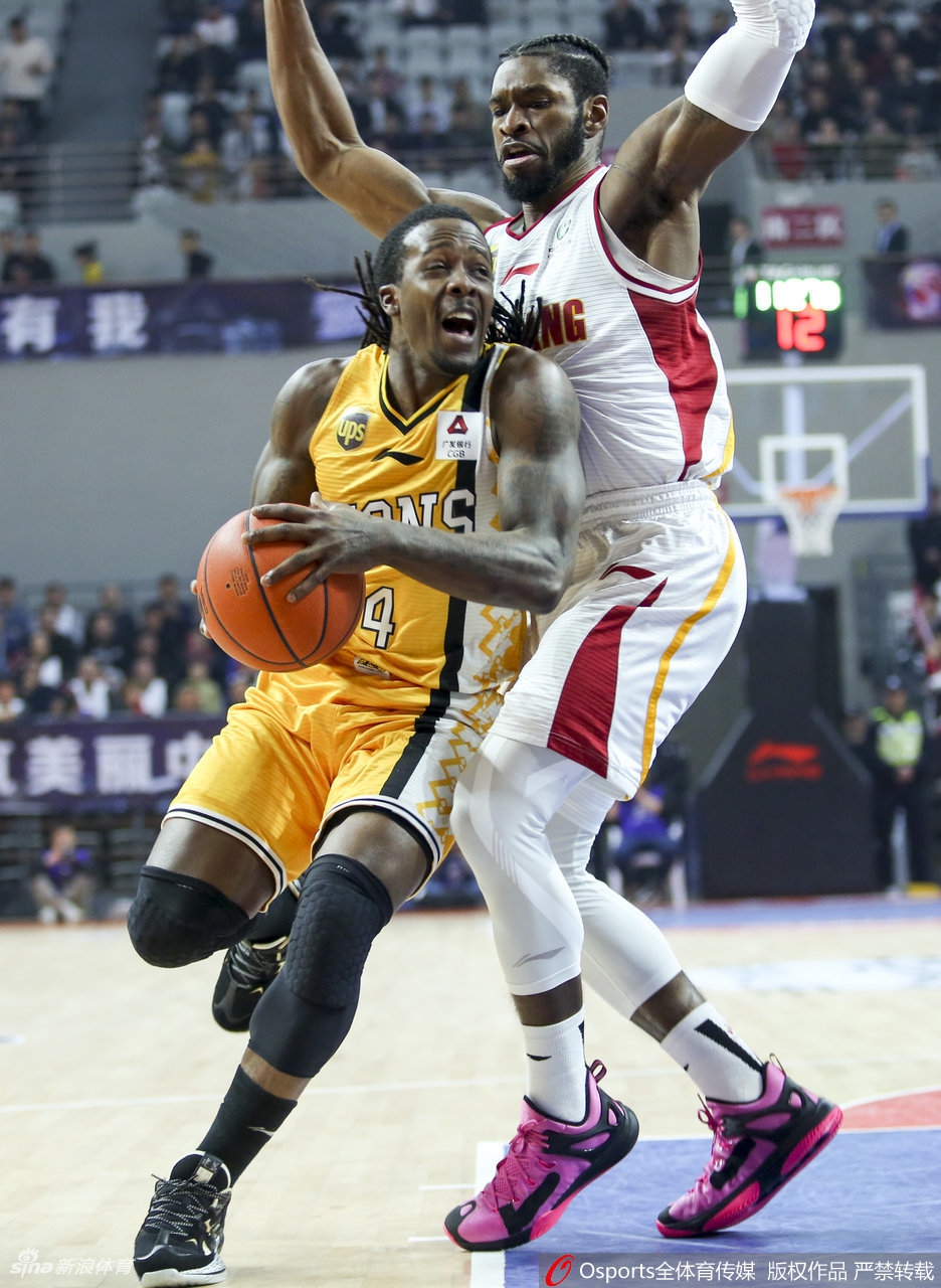 季后赛12进8:浙江vs广厦