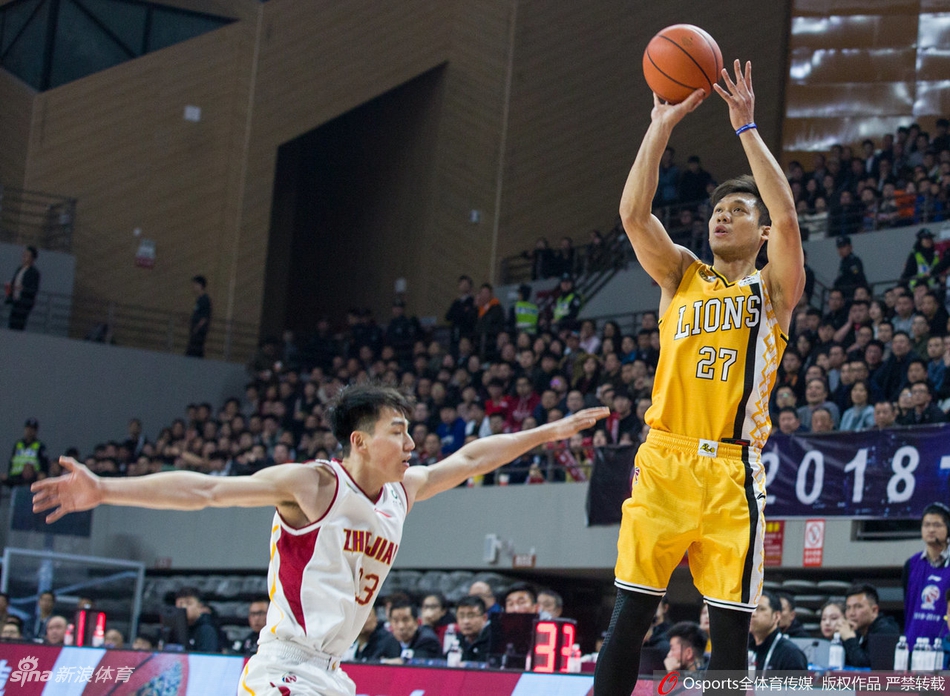 季后赛12进8:浙江vs广厦