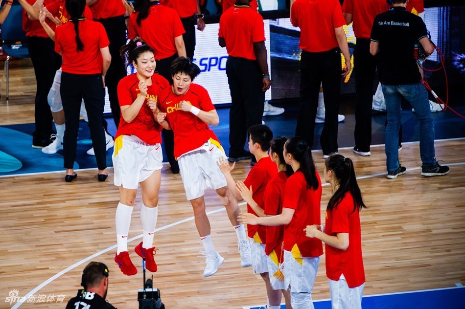 世界杯-中国女篮87-81胜日本进8强