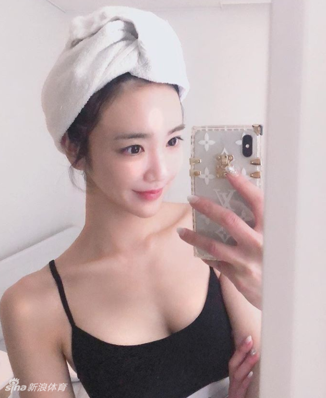 运动达人身材极佳酷爱奢侈品