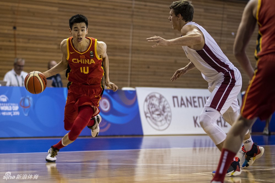 郭昊文25+9+12中国3分惜败拉脱维亚