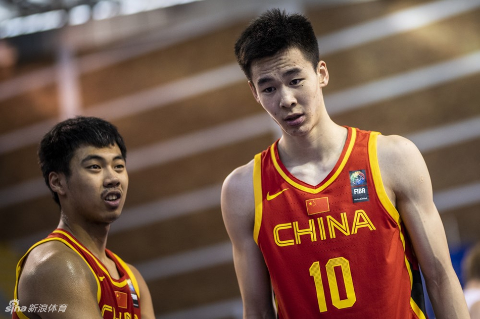 郭昊文25+9+12中国3分惜败拉脱维亚