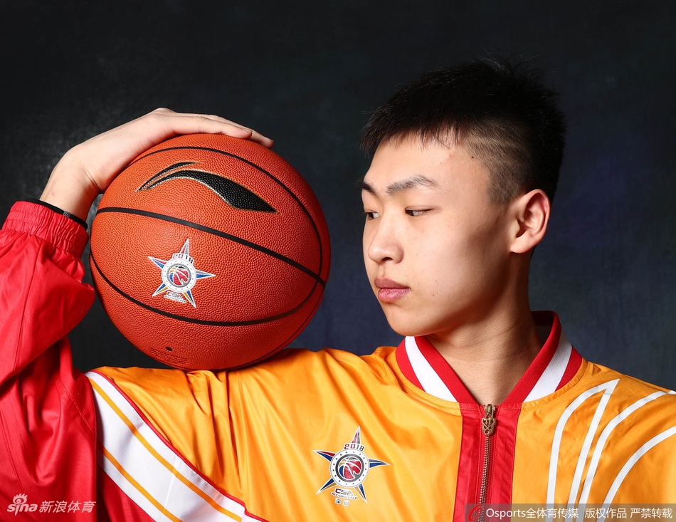 曝前清华天才下季将征战CBA