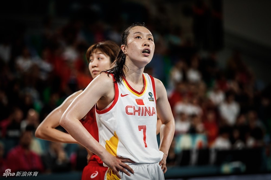 世界杯-中国女篮87-81胜日本进8强