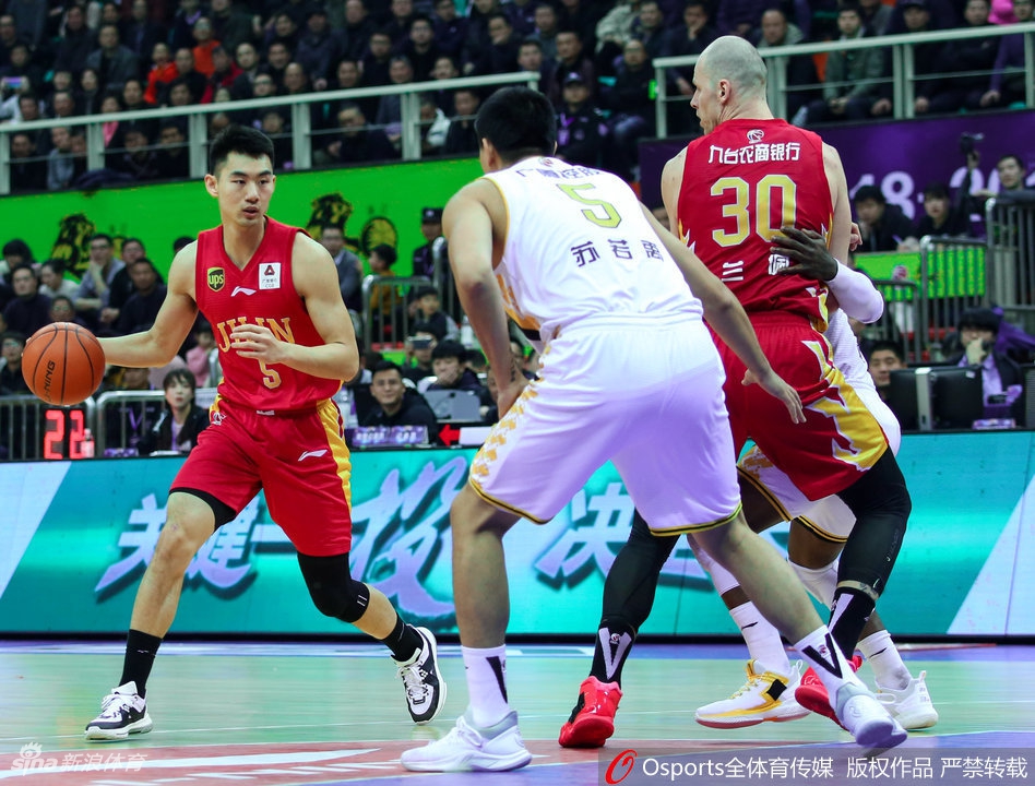 CBA第34轮：广厦118-107吉林