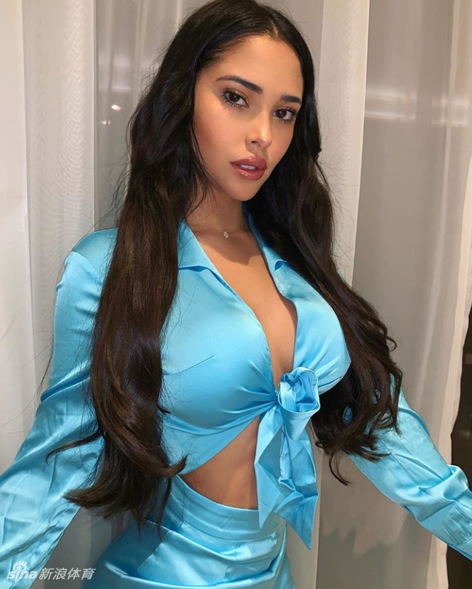 登哥最爱款网红美女神似某女明星