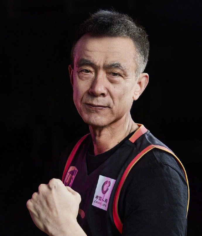 CBA球员老年版―还是打不过！