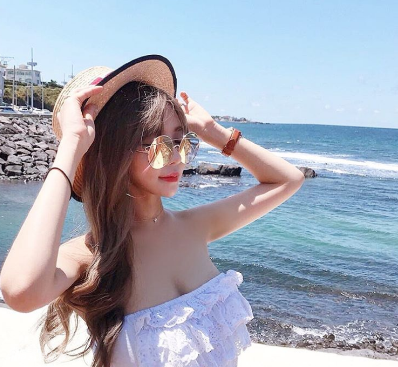 网红运动美女身材颜值爆表