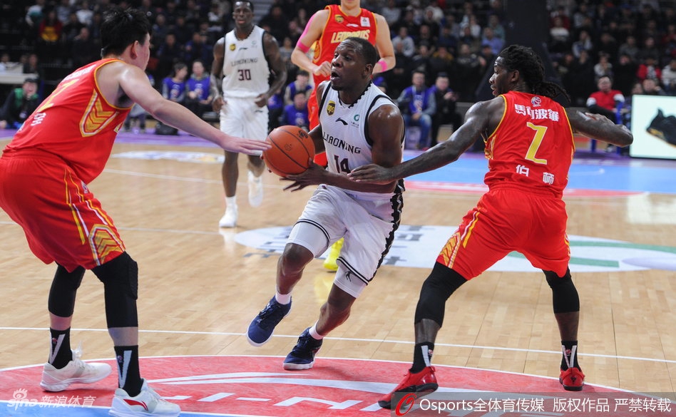 CBA第41轮：辽宁111-100深圳