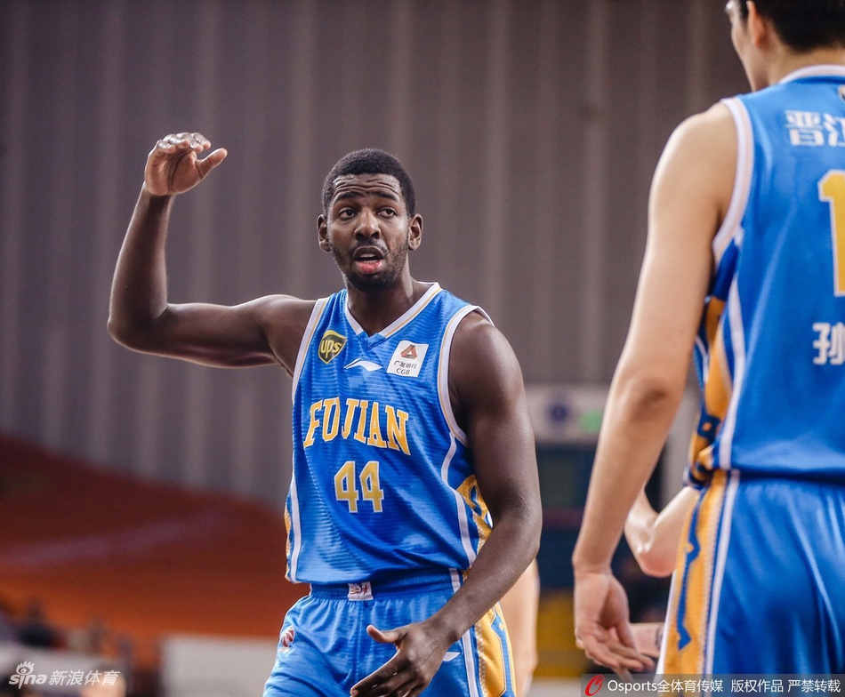 CBA第44轮第二日精彩瞬间