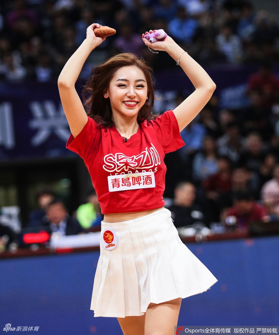 深圳遗憾告别 啦啦队最后一舞激情似火