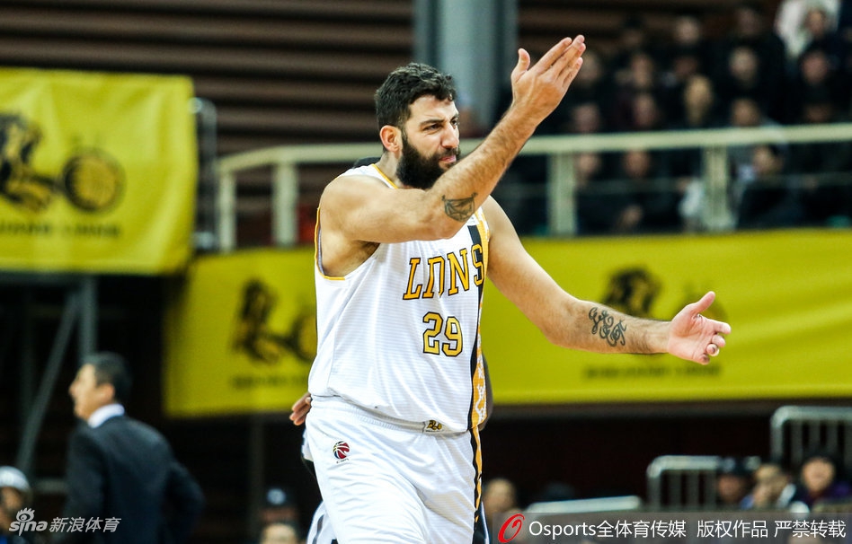 CBA第19轮:广厦95-100辽宁