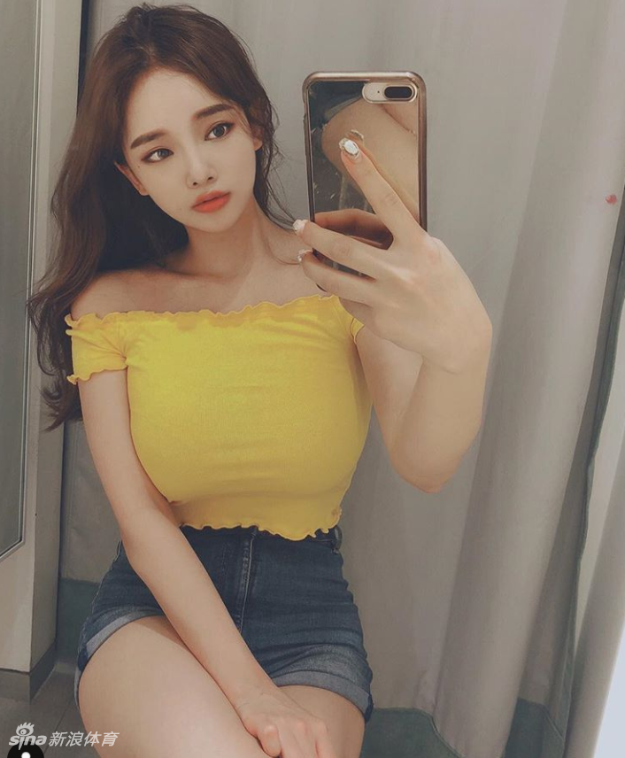 初恋的感觉！小姐姐颜值满分