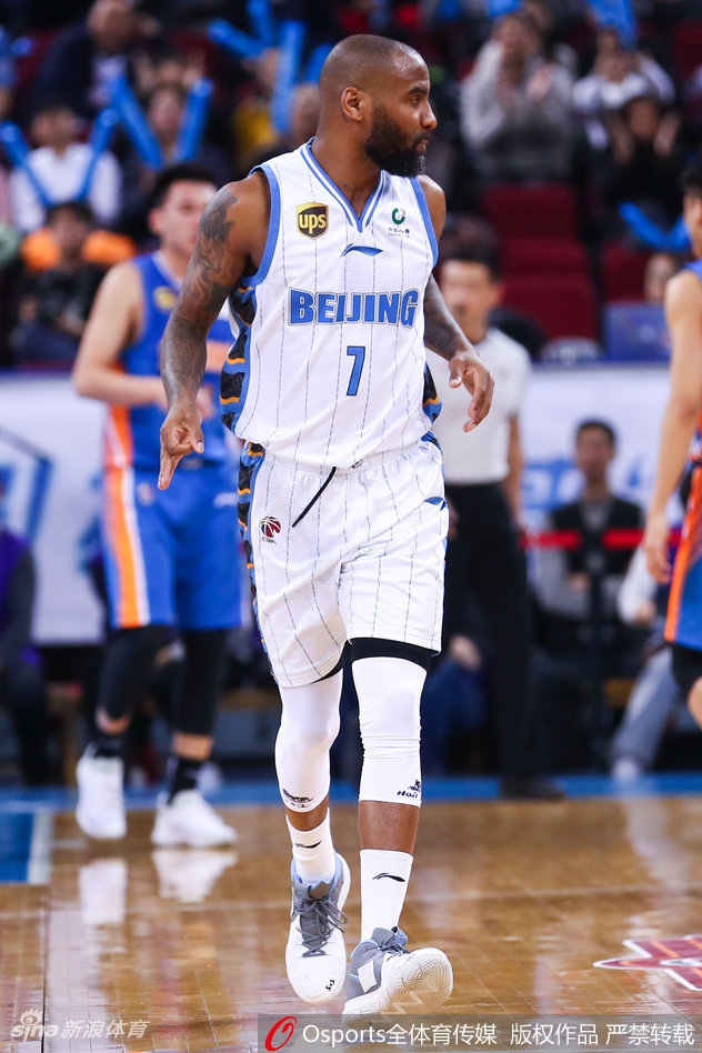 CBA第38轮：北京119-92四川