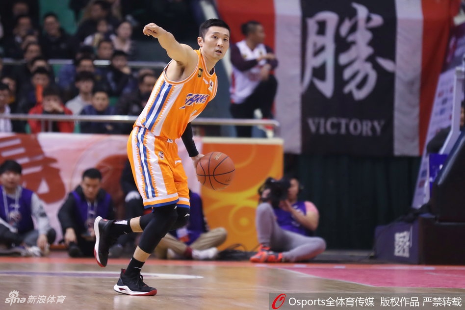 CBA第11轮：山东99-96上海 刘炜10000分