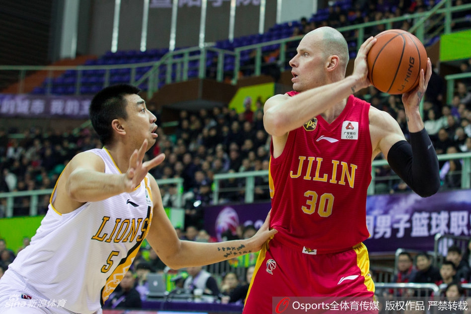 CBA第34轮：广厦118-107吉林