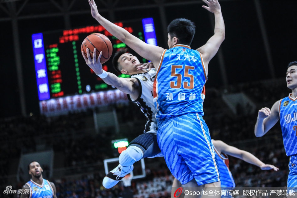 CBA第34轮:辽宁117-103新疆