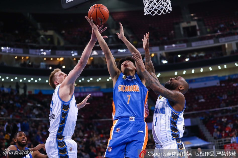 CBA第38轮：北京119-92四川