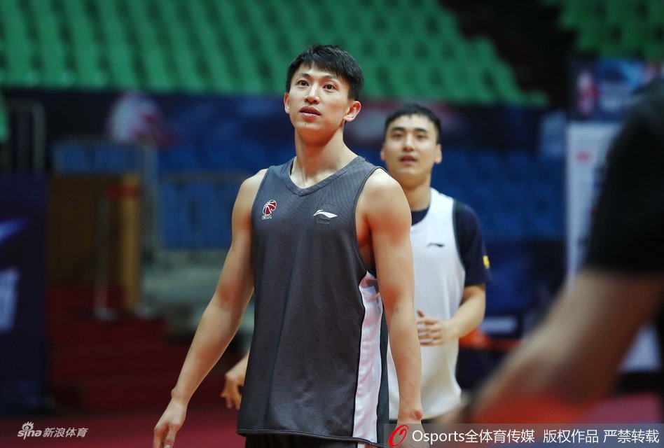 冲击9连胜！北京赛前积极训练 氛围轻松