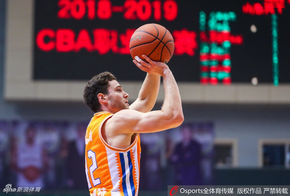 CBA第11轮：山东99-96上海 刘炜10000分