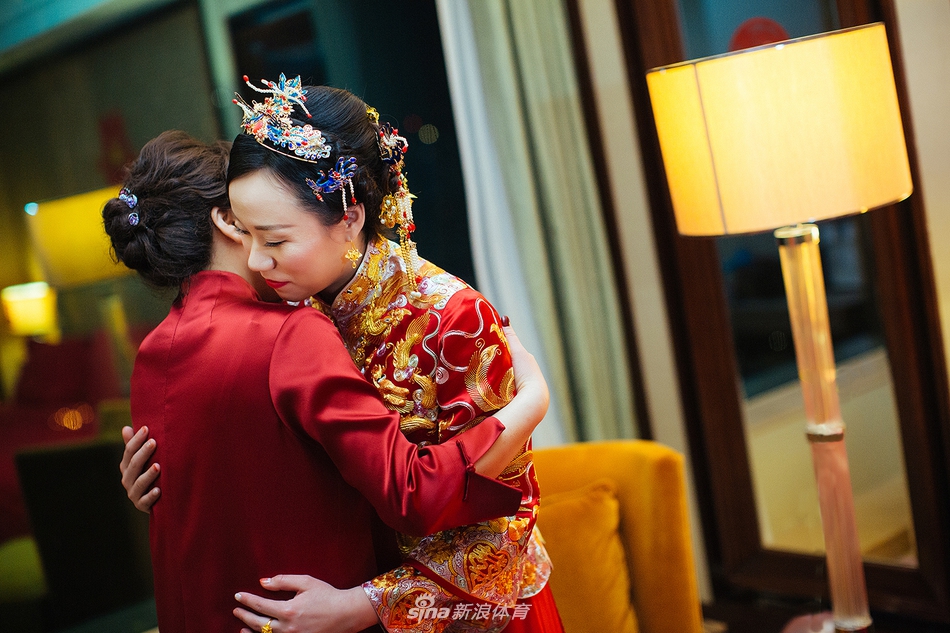 羽毛球世界冠军洪炜赵芸蕾大婚