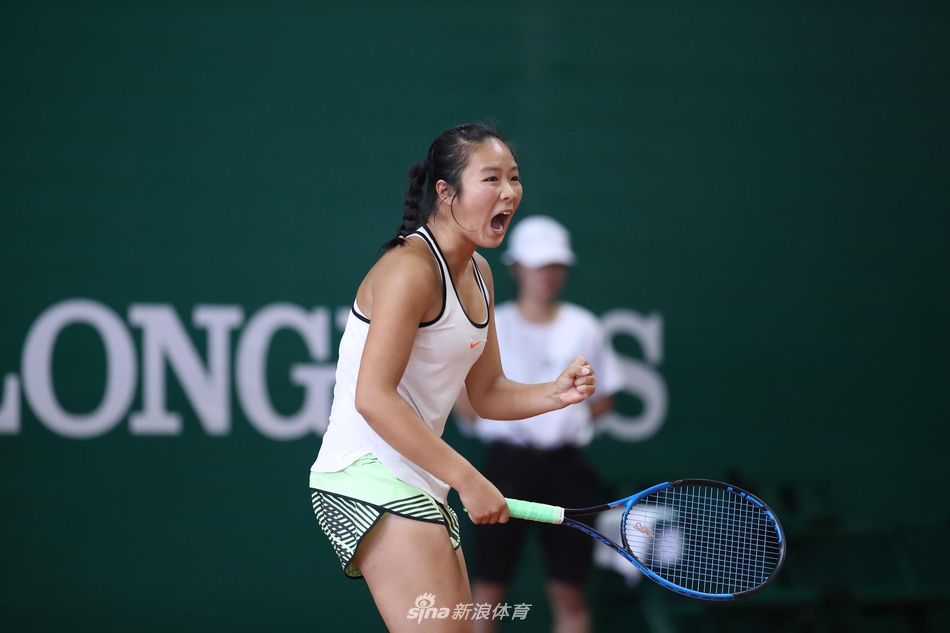 赛会头号种子王佳祺以2-6/3-6不敌3号种子袁程依依,4号种子曹雪则连下