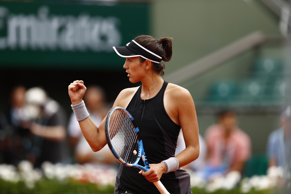 新浪直击法网穆古鲁扎晋级16强