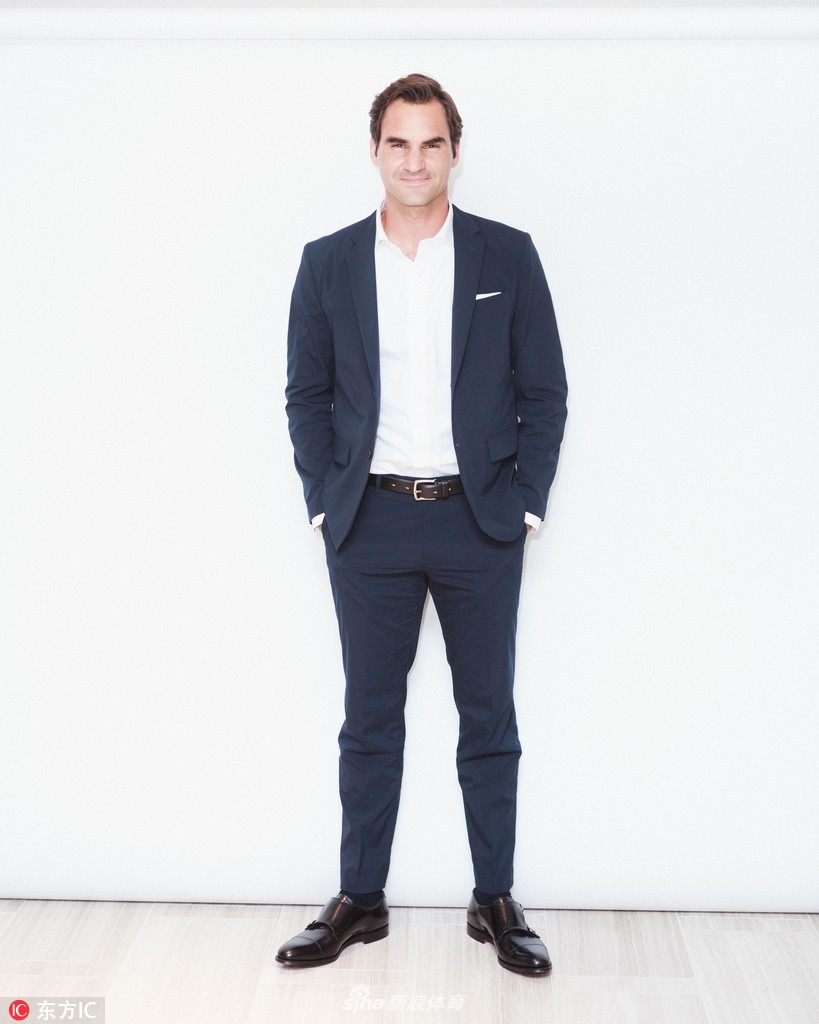 费德勒拍摄西装写真帅气迷人