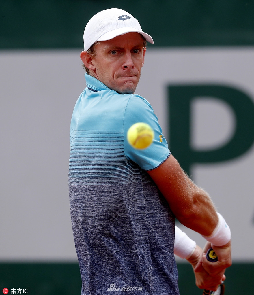 8 / 10 北京时间5月29日,2018年法国网球公开赛,安德森6-1/6-2/6-4