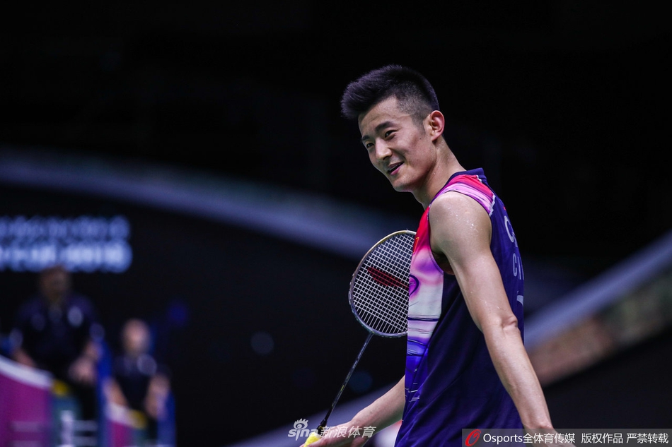 苏杯中印之战男单谌龙2-0维尔玛