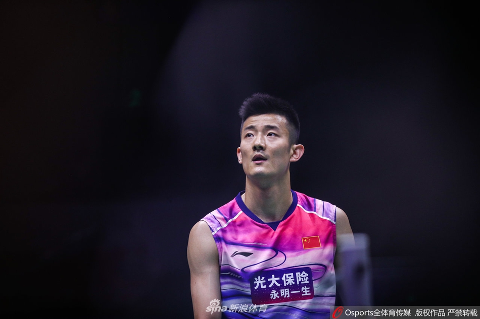 苏杯中印之战男单谌龙2-0维尔玛