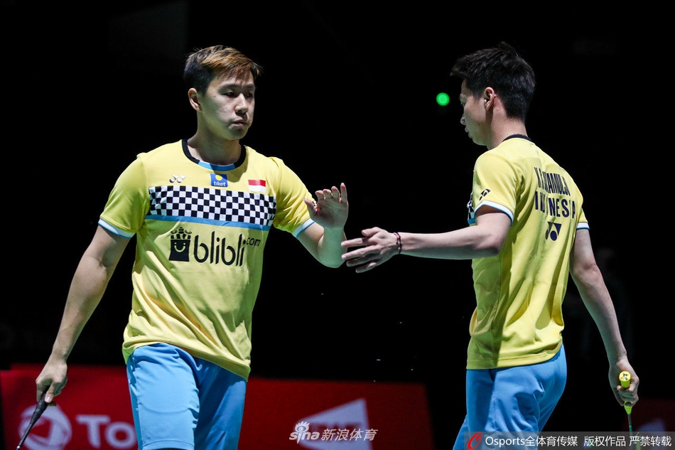 羽毛球世锦赛男双NO.1无缘16强