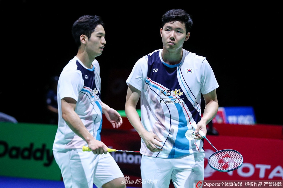 羽毛球世锦赛男双NO.1无缘16强