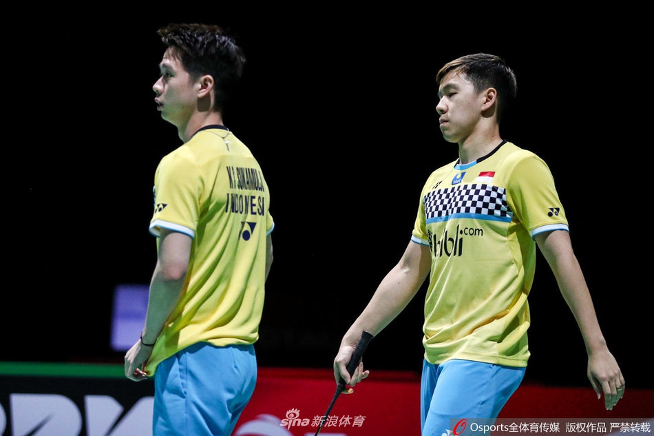 羽毛球世锦赛男双NO.1无缘16强