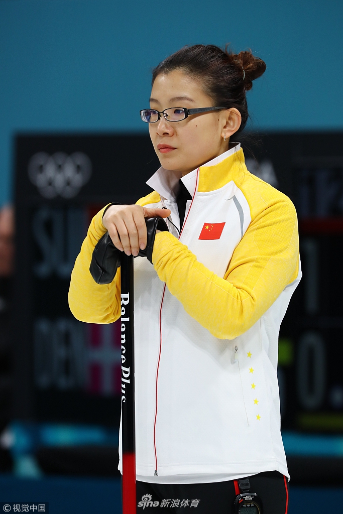 冬奥会女子冰壶中国4-8瑞典