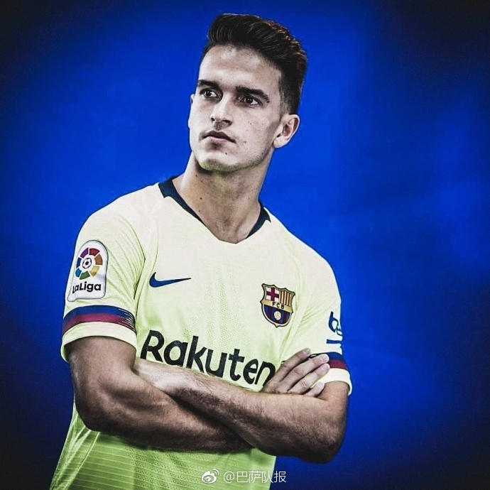 巴萨全队拍摄2018/19赛季官方照