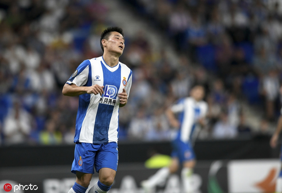 武磊4脚打门2射正！憾失空门