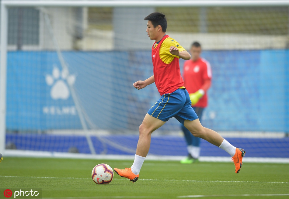 武磊训练！带球射门样样抢眼