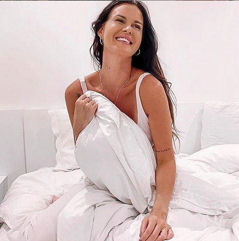 美乳+魔鬼身段！女神让人沉醉