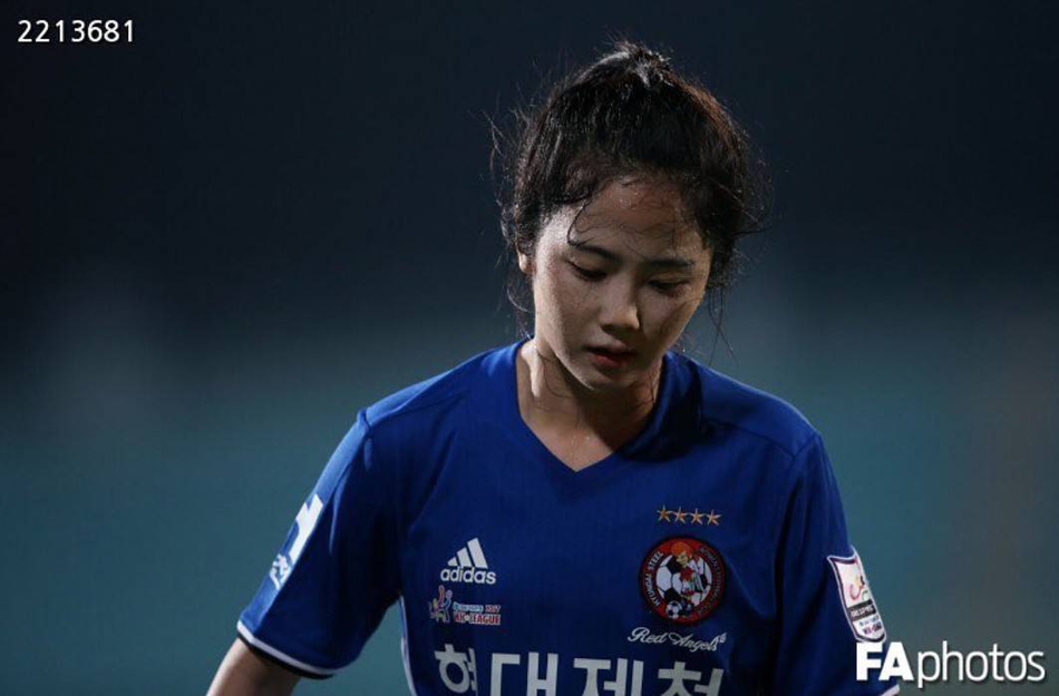 韩国最美足球女神!国脚也仙颜