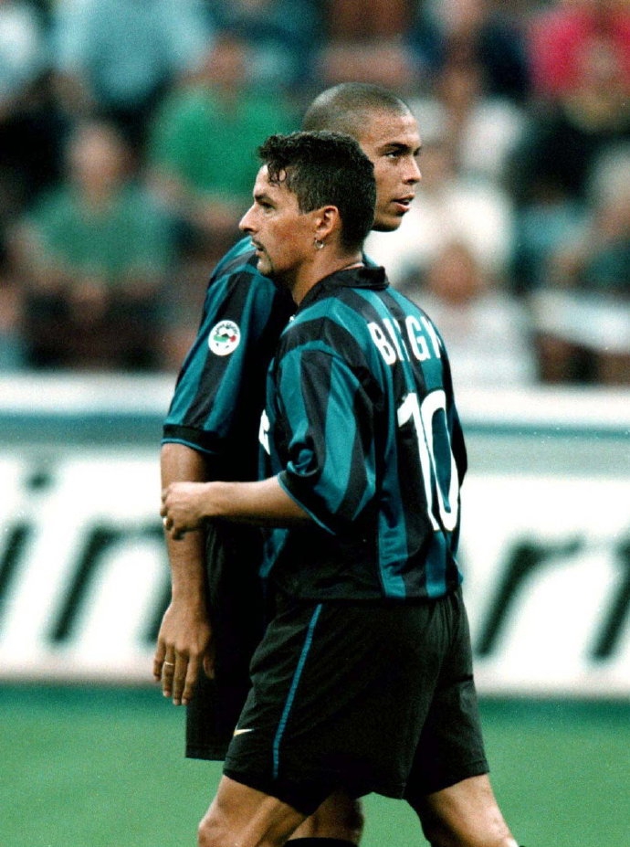 大罗生日快乐！外星人经典美照