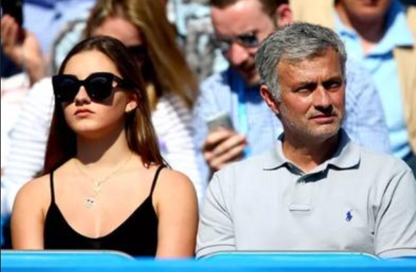 穆帅21岁女儿长大了！情史丰富