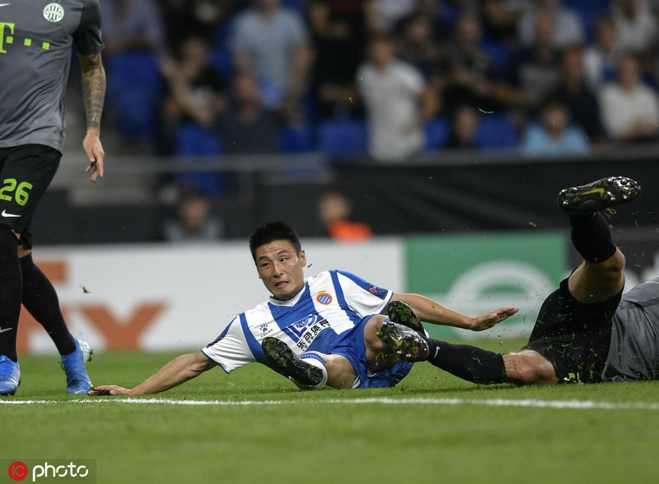 武磊4脚打门2射正！憾失空门