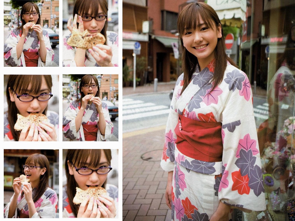 日本美女助力足球！甜美可人