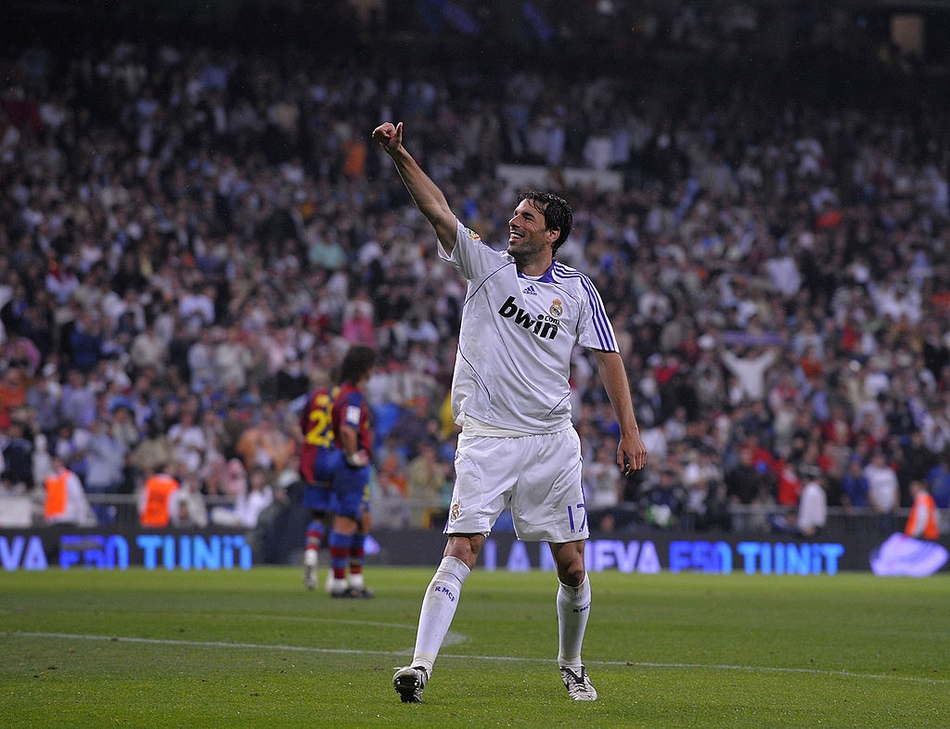 但范尼却用出色的表现,帮助皇马赢得过两次西甲冠军.